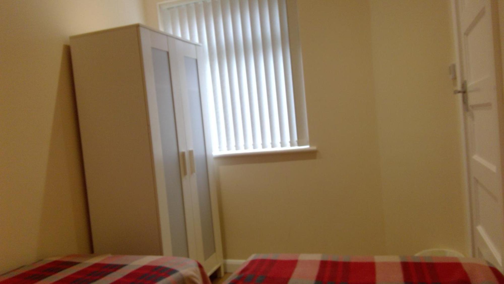 Luxury London Ensuite Double Room, Park Free, Tram-Train! Mitcham Εξωτερικό φωτογραφία